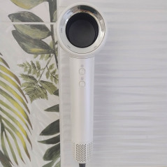 IonFlow BLDC - uscător de păr profesional de mare viteză cu ionizare