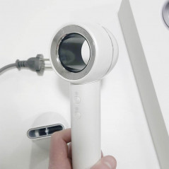 IonFlow BLDC - uscător de păr profesional de mare viteză cu ionizare